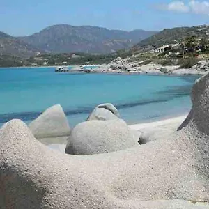 Fiorella Villa Villasimius